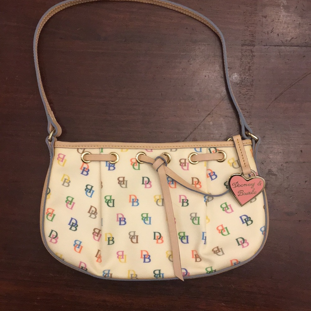 Dooney & Bourke Small purse